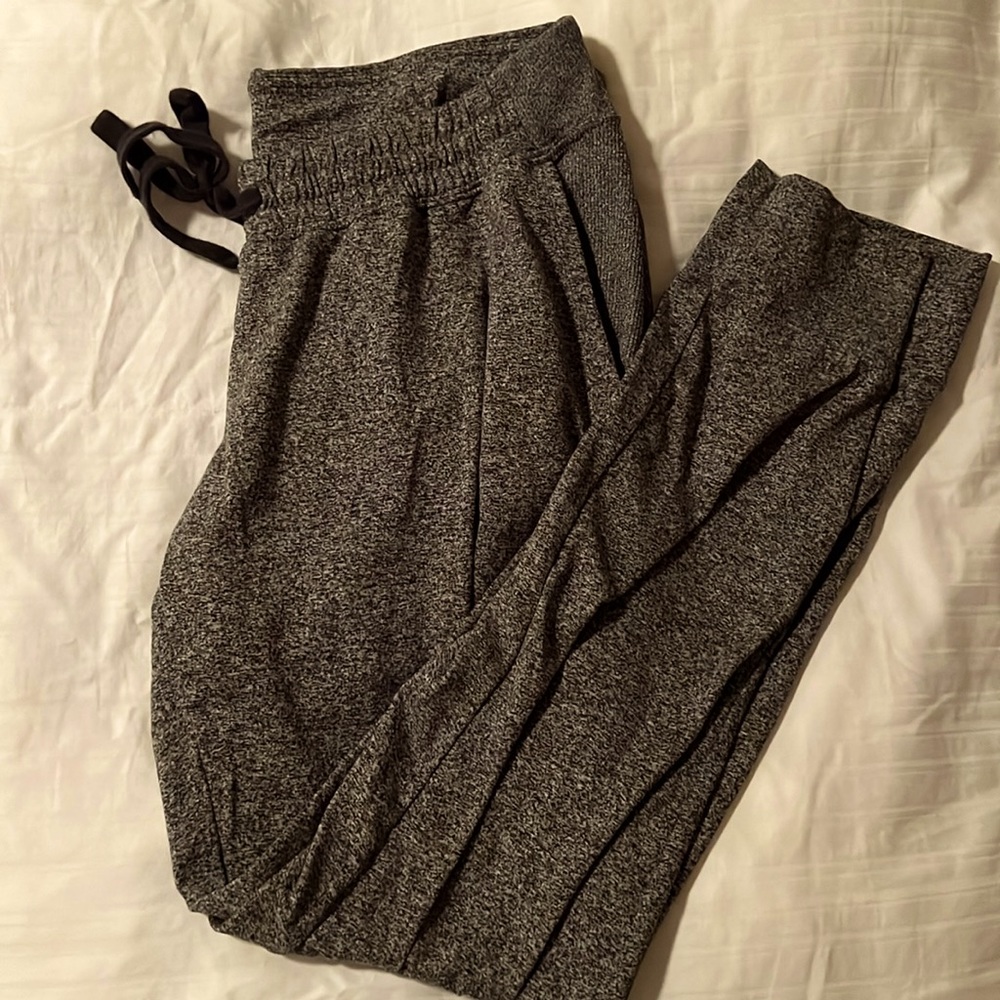 Zella under the belly maternity joggers